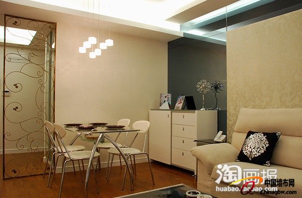 奶白色壁紙