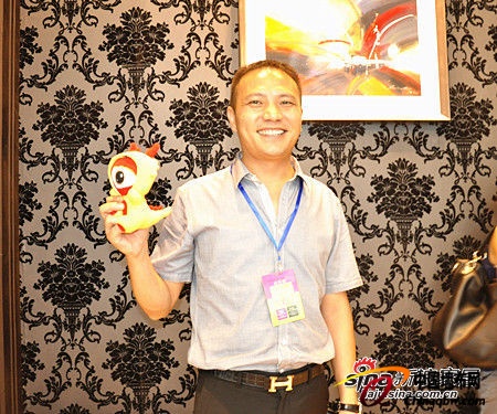 雅琪諾壁紙總經理 王旗