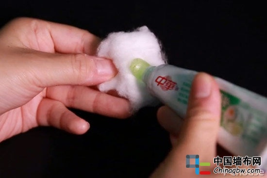 家居1分鐘：快速清除墻面蠟筆痕